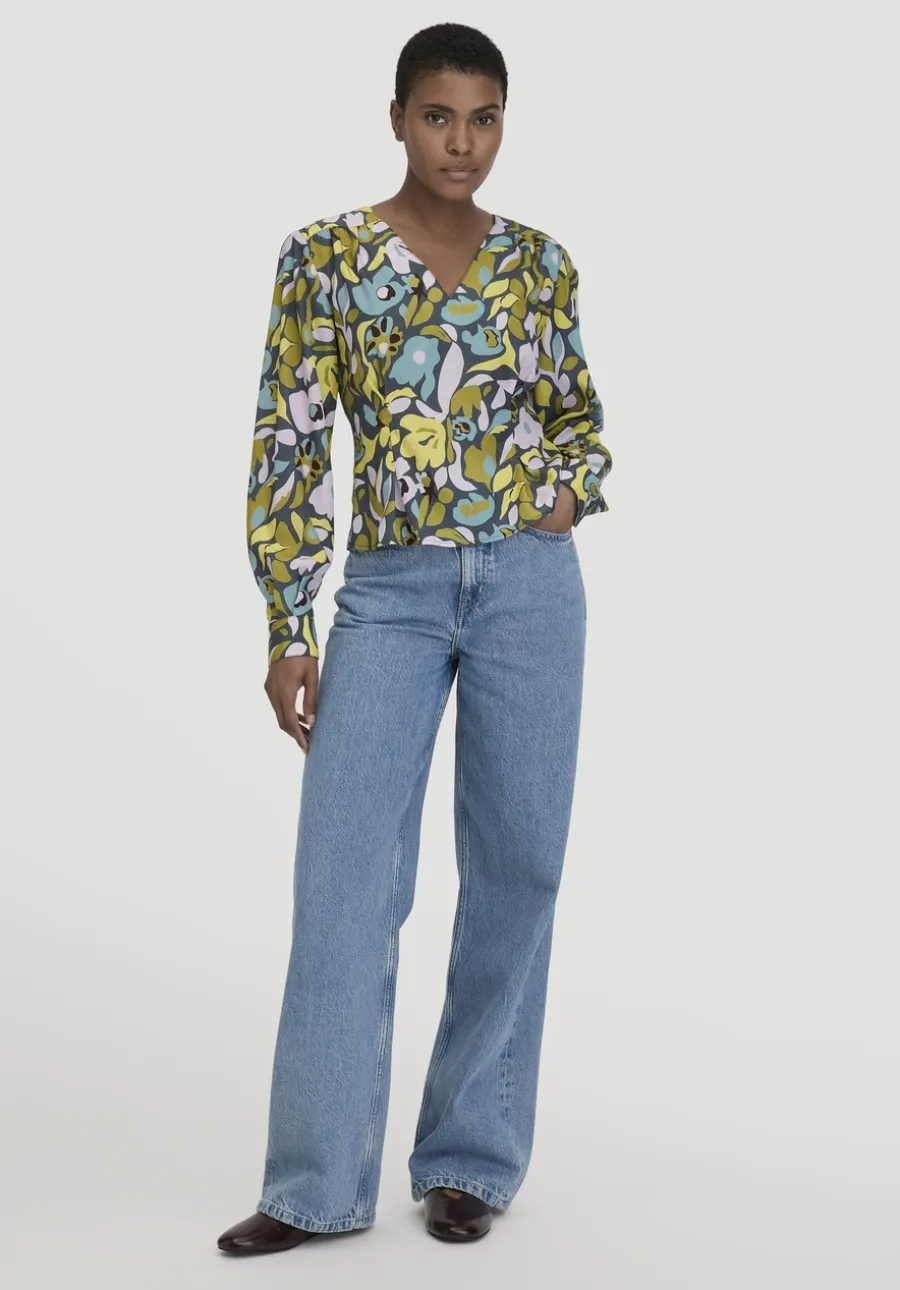 Bluse Regular aus reiner LENZING™ ECOVERO™ Viskose von hessnatur