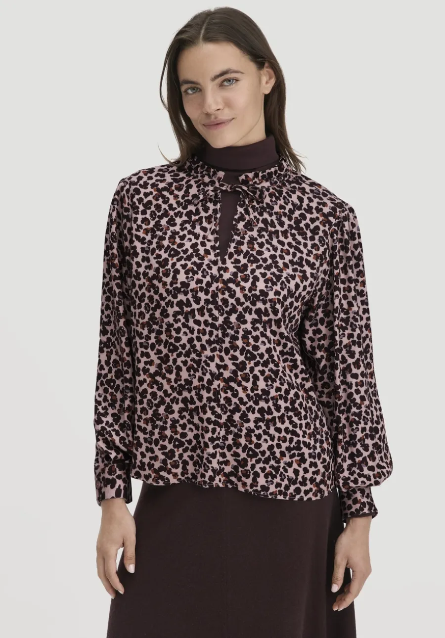 Bluse Relaxed aus LENZING™ ECOVERO™ Viskose von hessnatur