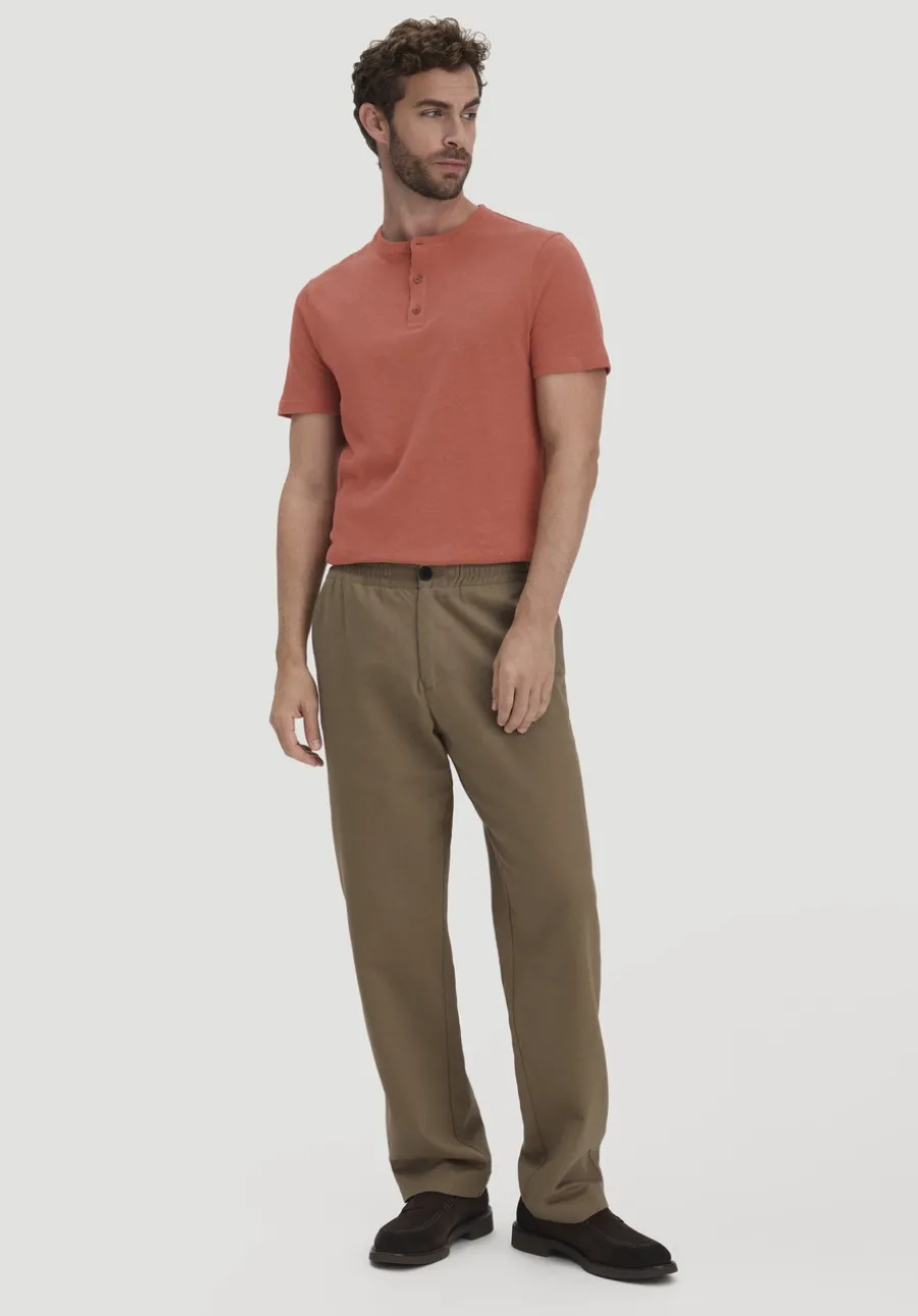 Henley T-Shirt Regular aus Leinen und Bio-Baumwolle von hessnatur