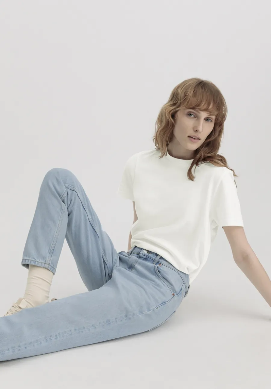 Jeans HANNA Mom High Rise aus reinem Bio-Denim von hessnatur