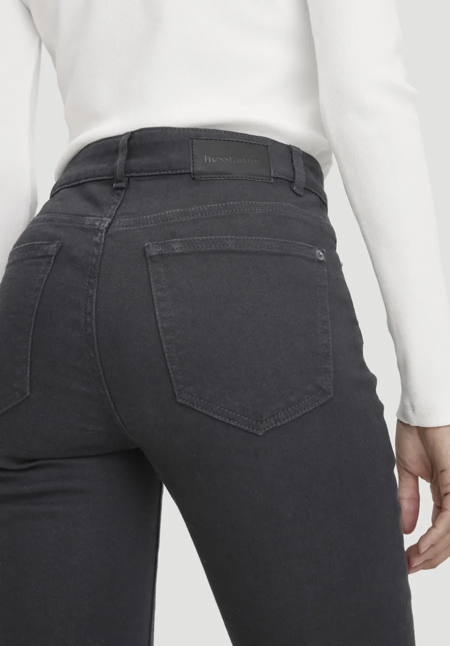 Jeans LEA Slim aus Bio-Denim von hessnatur