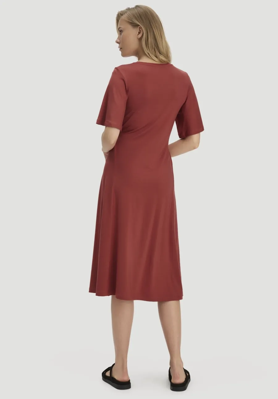Jersey Kleid Kniebedeckend Slim aus TENCEL™ Lyocell von hessnatur