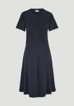 Jersey Kleid Kniebedeckend Slim aus reiner Bio-Baumwolle von hessnatur
