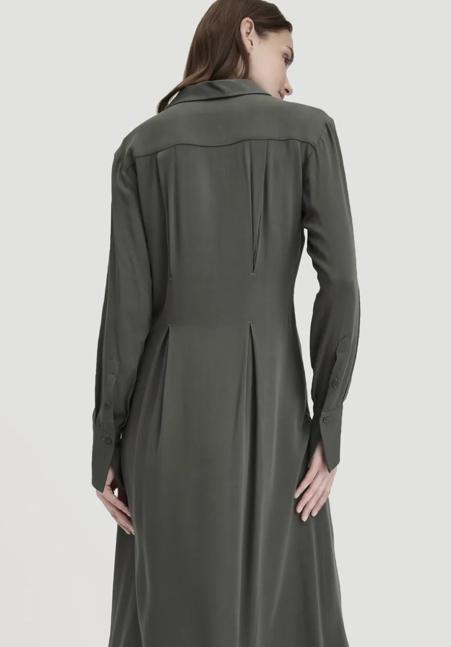 Kleid Midi Regular aus reiner LENZING™ ECOVERO™ Viskose von hessnatur