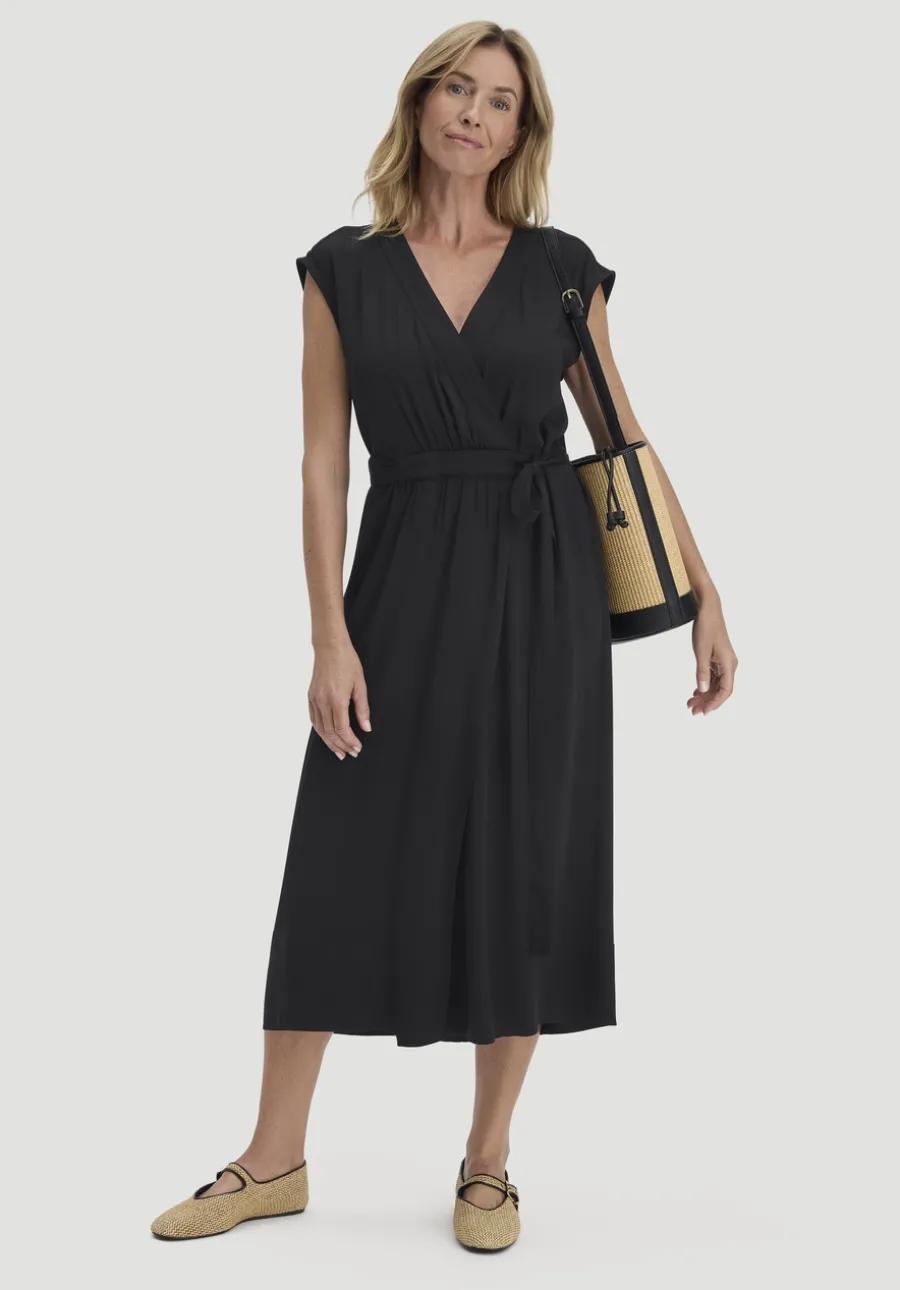 Kleid mit Wickeloptik Midi aus LENZING™ ECOVERO™ von hessnatur