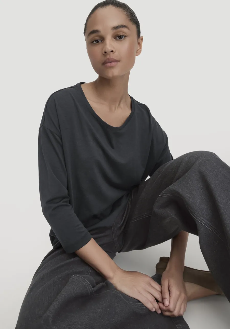 Longsleeve Oversize aus TENCEL™ Lyocell mit Bio-Baumwolle von hessnatur