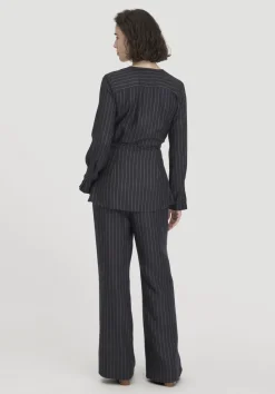Nadelstreifenhose Wide Leg Relaxed aus reiner LENZING™ ECOVERO™ Viskose von hessnatur