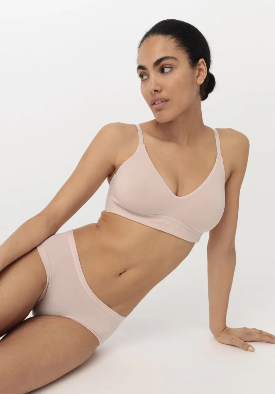 Panty PURE BALANCE aus Bio-Baumwolle und TENCEL™ Modal von hessnatur