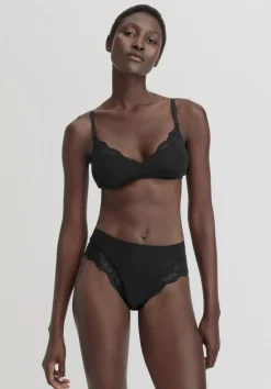 Panty PURE SENSE LACE aus TENCEL™ Modal von hessnatur