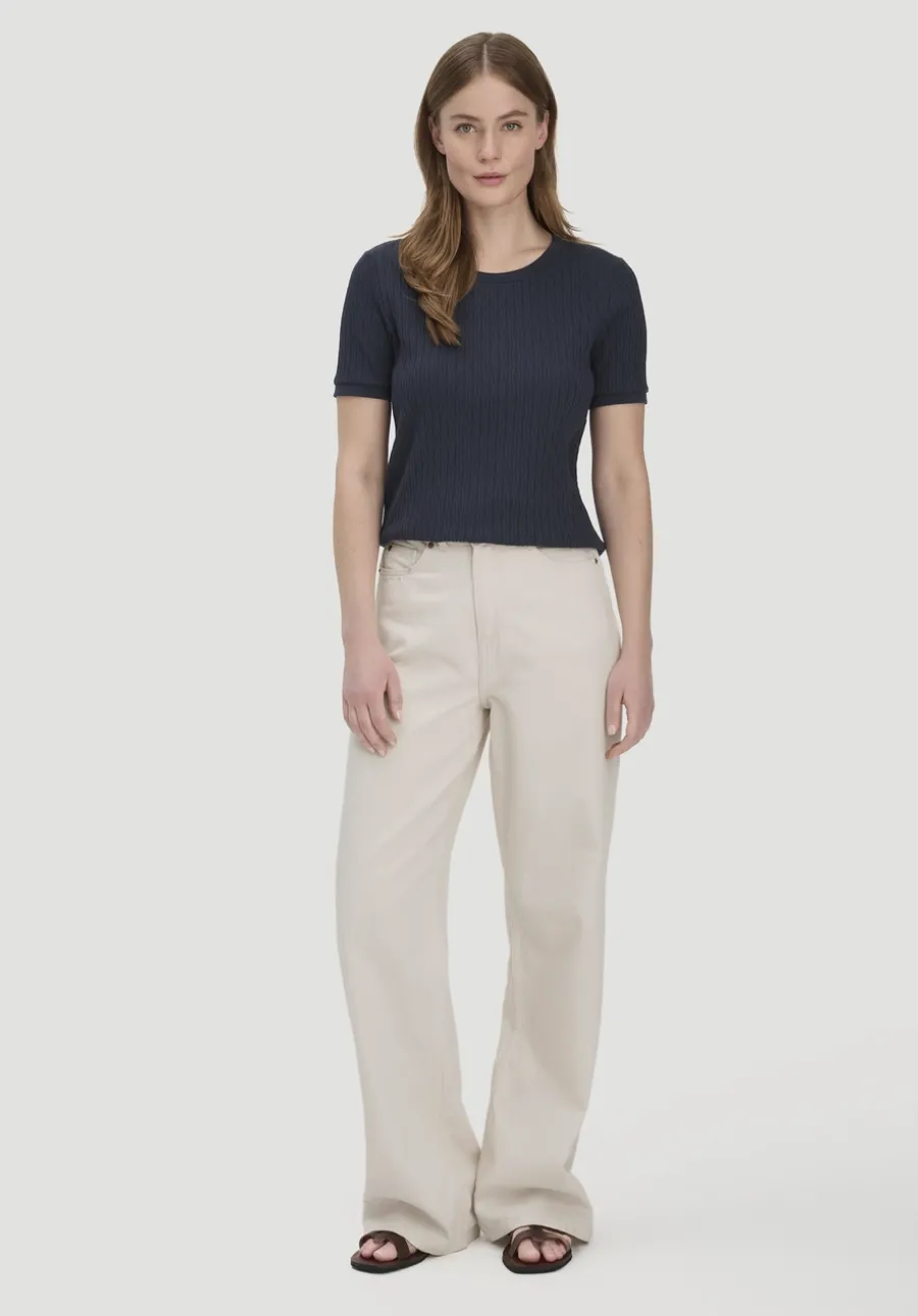 Pointelle T-Shirt Regular aus reiner Bio-Baumwolle von hessnatur
