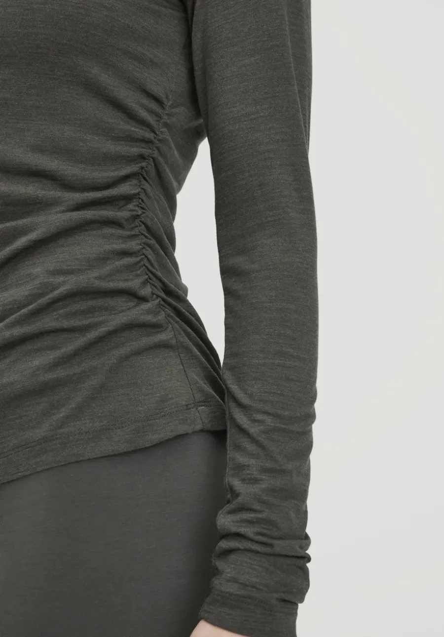 Shirt Langarm Slim ACTIVE FUNCTIONAL aus Bio-Merinowolle und TENCEL™ Lyocell von hessnatur