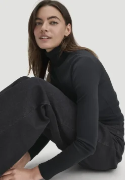 Softrib Longsleeve Fitted aus Bio-Baumwolle und TENCEL™ Modal von hessnatur