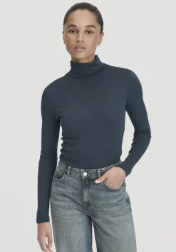 Softrib Longsleeve Fitted aus Bio-Baumwolle und TENCEL™ Modal von hessnatur