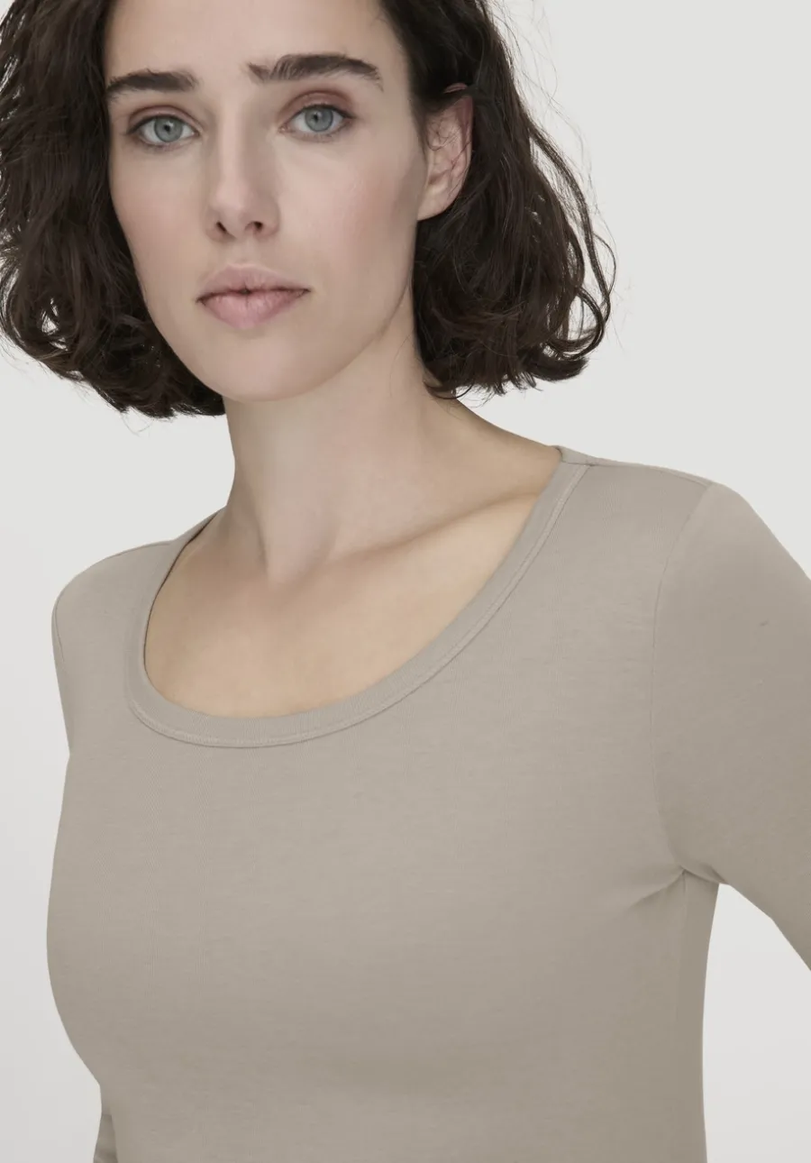 Softrib Longsleeve Fitted aus Bio-Baumwolle und TENCEL™ Modal von hessnatur