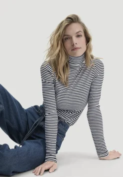 Streifen Softrib Longsleeve Fitted aus Bio-Baumwolle und Modal von hessnatur