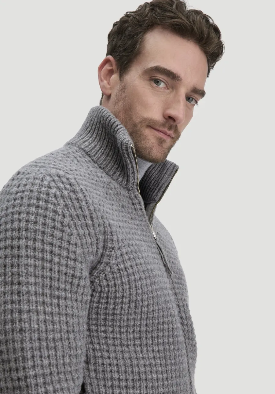 Strick Jacke Relaxed BETTER RECYCLING aus reiner Bio-Merinowolle von hessnatur