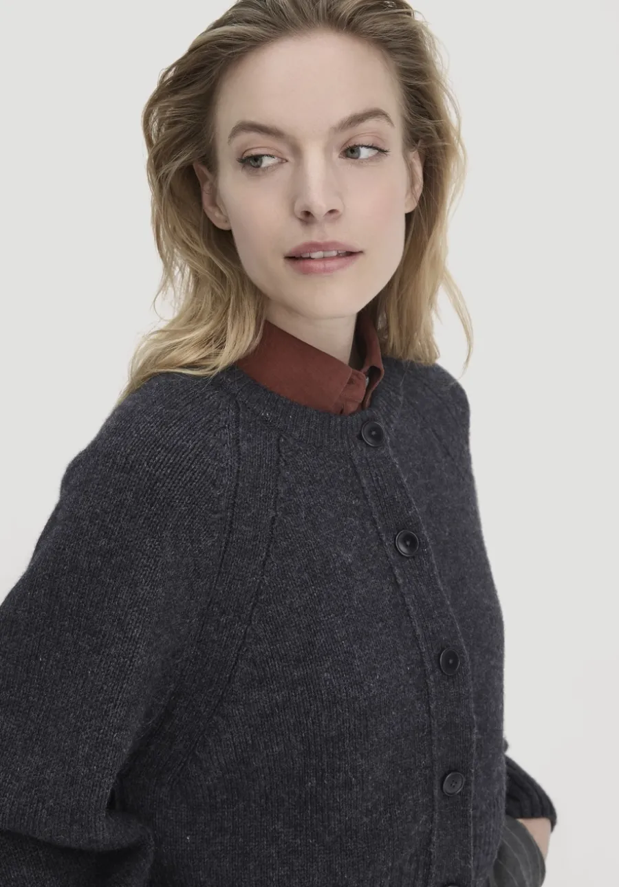 Strick Jacke Relaxed Cropped aus Bio-Merinowolle mit Bio-Baumwolle von hessnatur