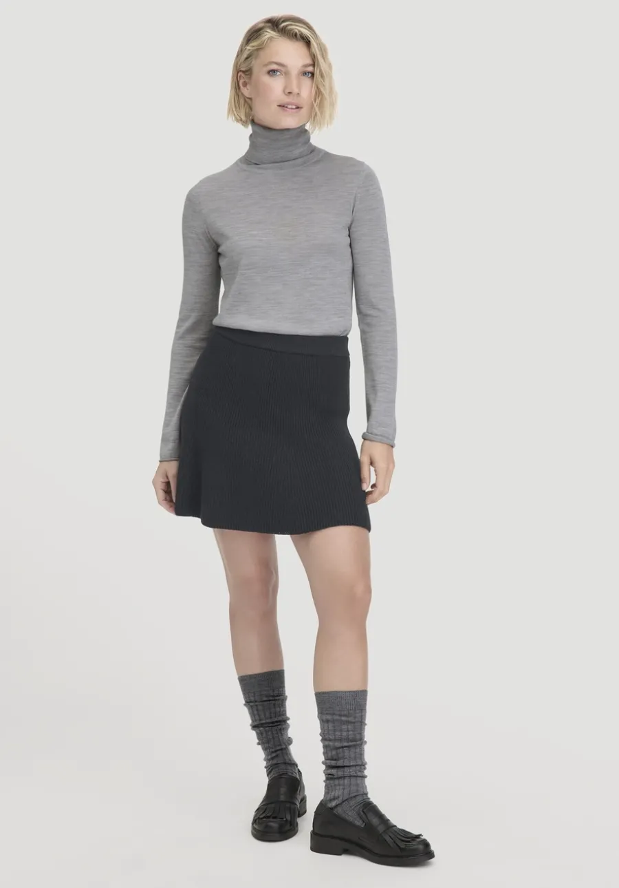 Strick Rollkragen Pullover Slim aus reiner Bio-Merinowolle von hessnatur