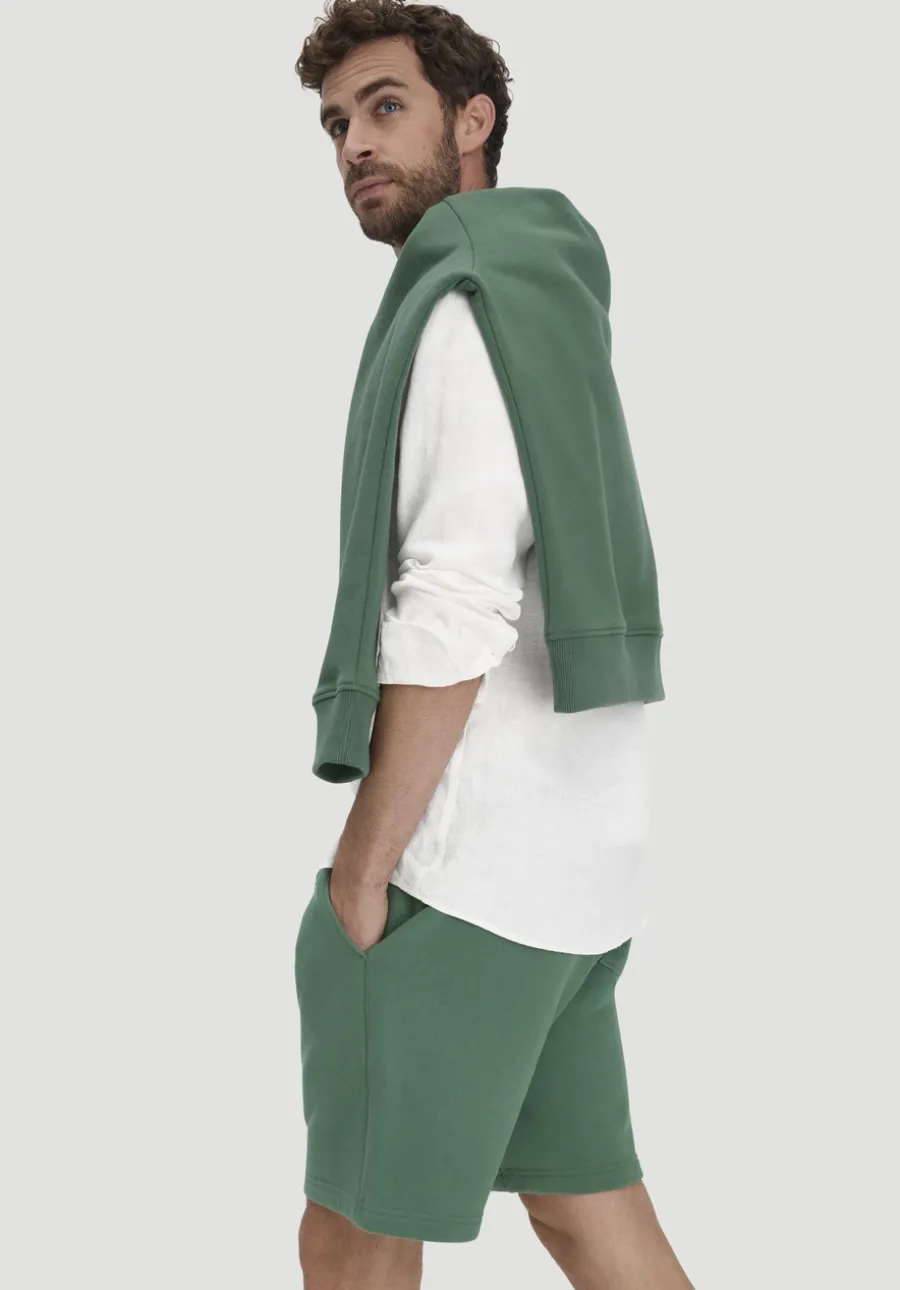 Sweat Shorts TRIAS Relaxed BETTER RECYCLING aus reiner Bio-Baumwolle von hessnatur