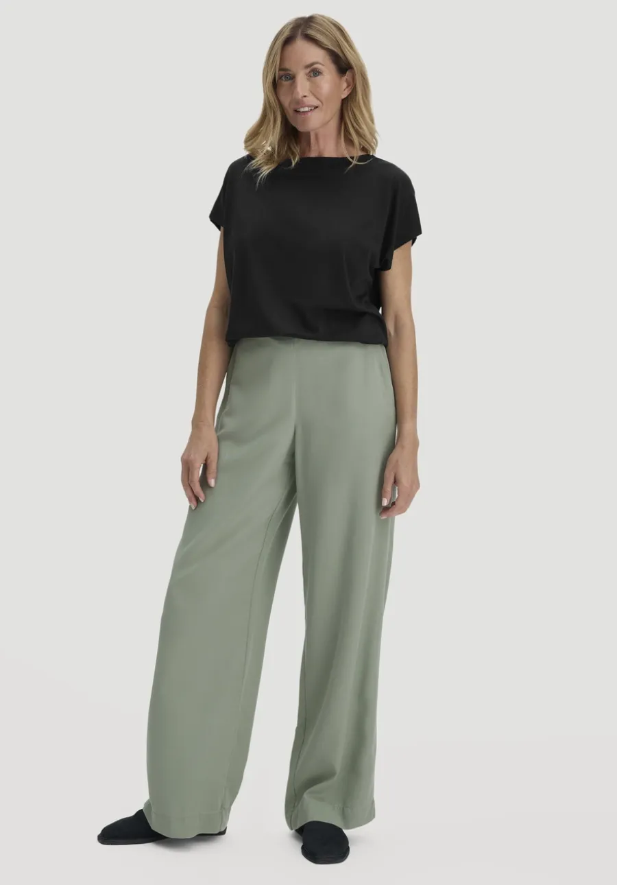 T-Shirt Oversize aus TENCEL™ Lyocell mit Bio-Baumwolle von hessnatur