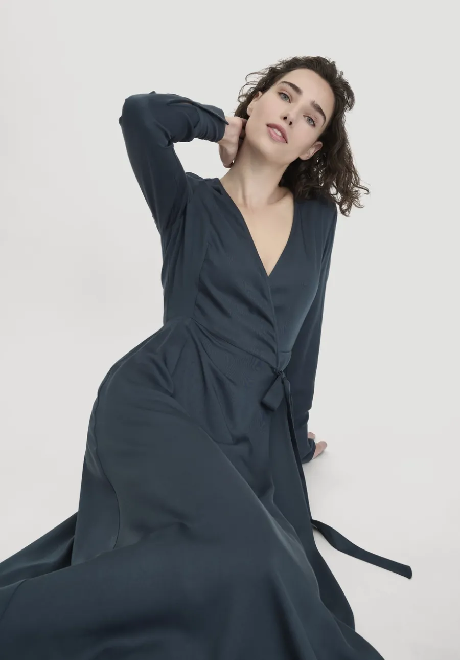 Wickelkleid Knöchellang Regular aus reiner LENZING™ ECOVERO™ Viskose von hessnatur