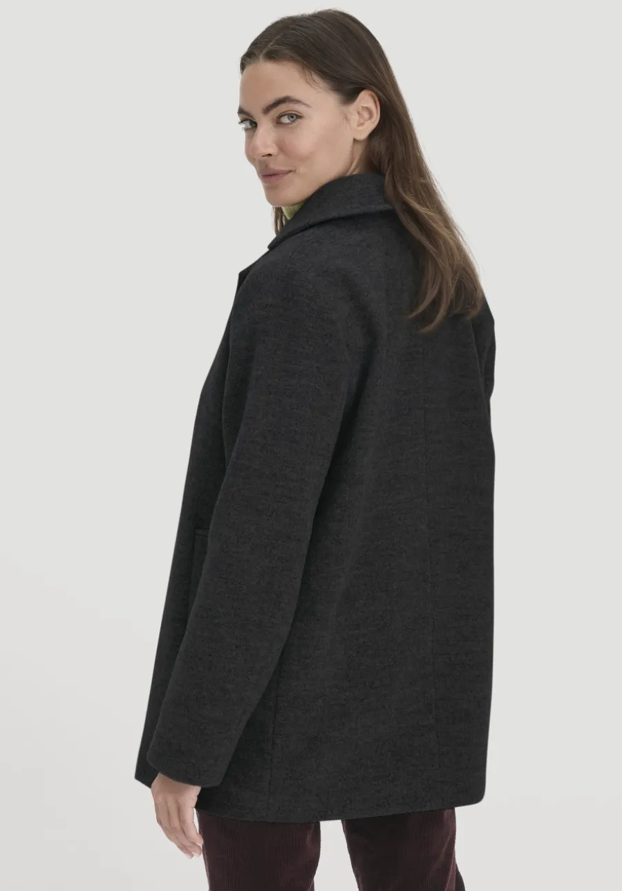 Wolljacke Caban Relaxed aus reiner Bio-Schurwolle von hessnatur