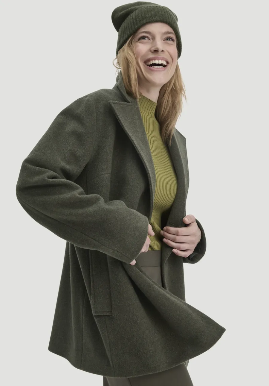 Wolljacke Caban Relaxed aus reiner Bio-Schurwolle von hessnatur